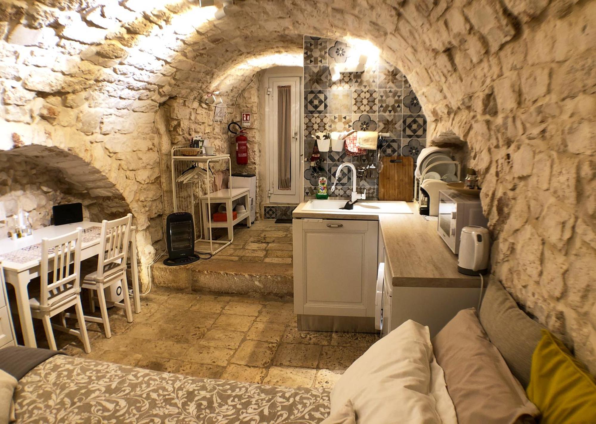 Tao Stones - In Pietra * Conversano